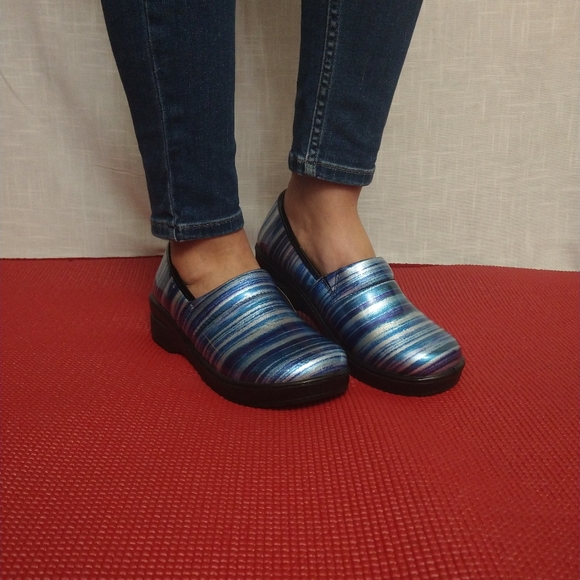 Marble blue clogs work nurse slip on shoes size 8 - Picture 6 of 16